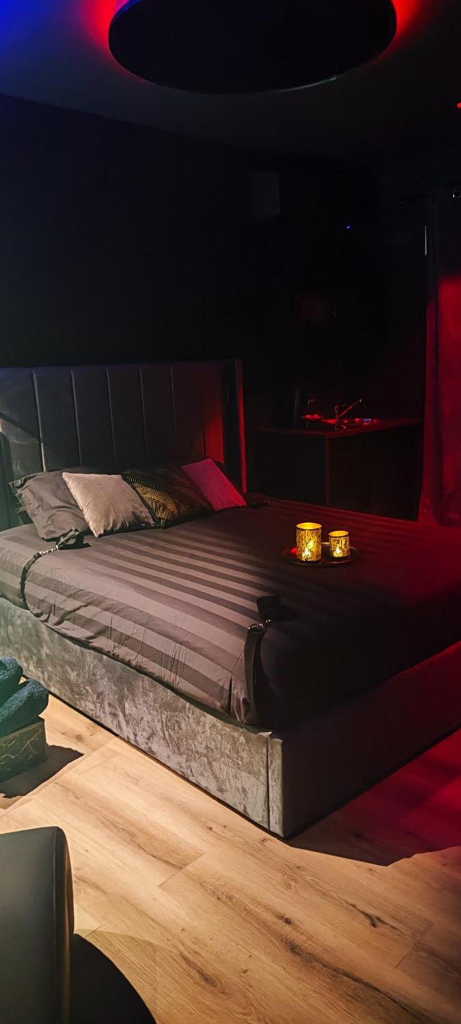 Loft, Studio And Love Rooms Bourg-Saint-Christophe Экстерьер фото