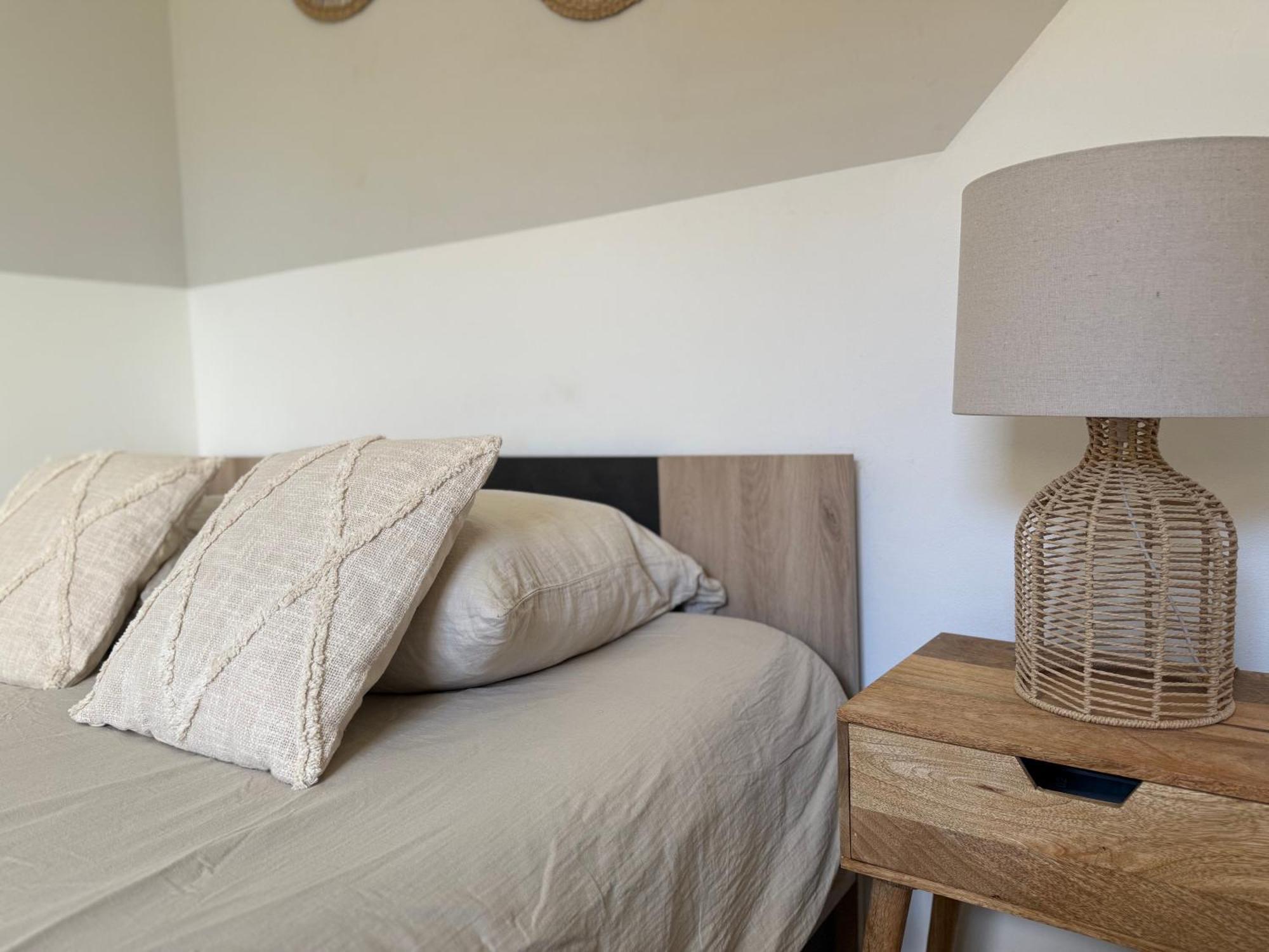 Loft, Studio And Love Rooms Bourg-Saint-Christophe Экстерьер фото