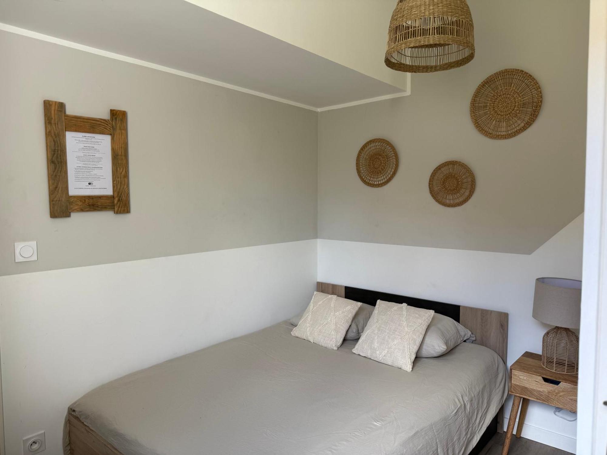Loft, Studio And Love Rooms Bourg-Saint-Christophe Экстерьер фото